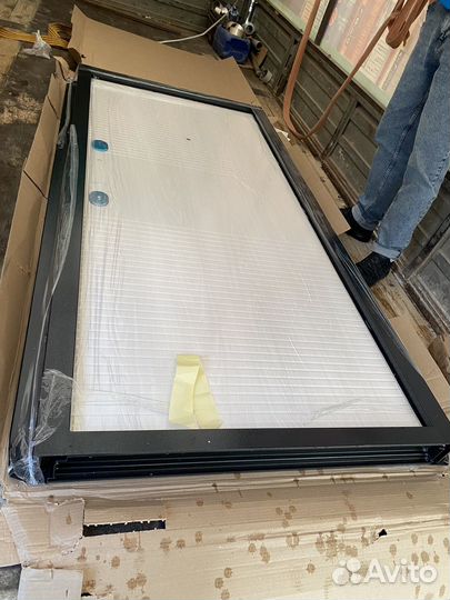 Продам новую дверь