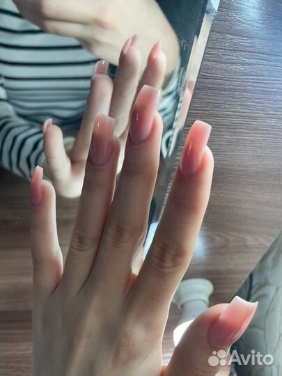 Мастер маникюра