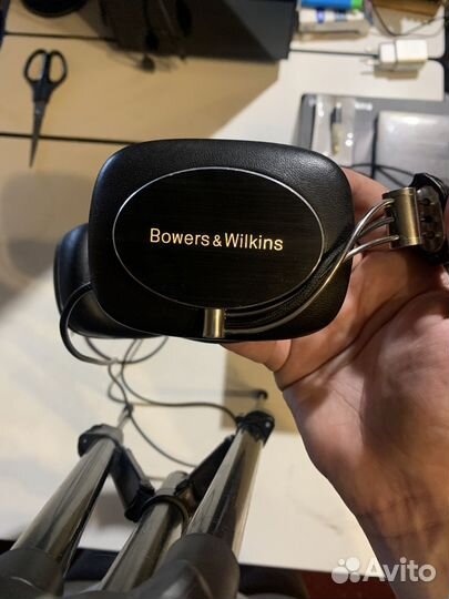 Bowers & Wilkins P7