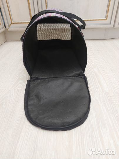 Переноска для кошек и собак