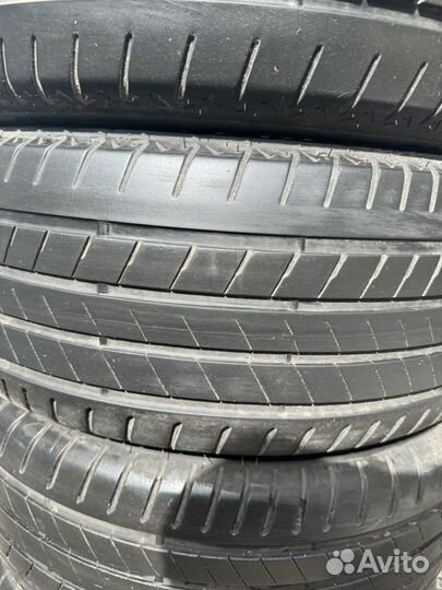 Bridgestone Alenza 001 245/50 R19