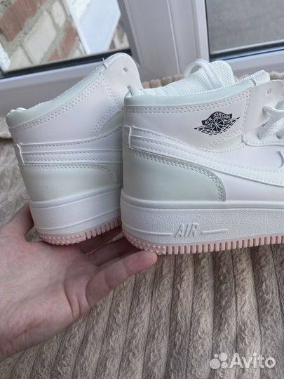 Кроссовки кеды хамелеон nike новые 39