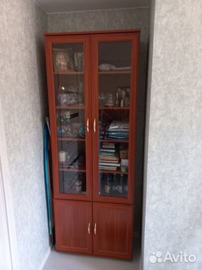 Шкаф 2 х створчатый бу