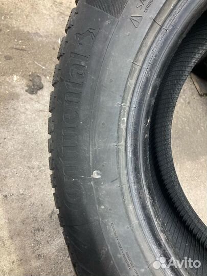 Continental IceContact 2 SUV 215/65 R16