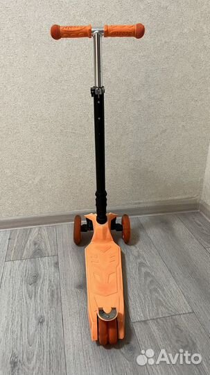 Детский трехколёсный самокат