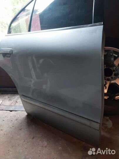 Дверь задняя правая Mitsubishi Galante