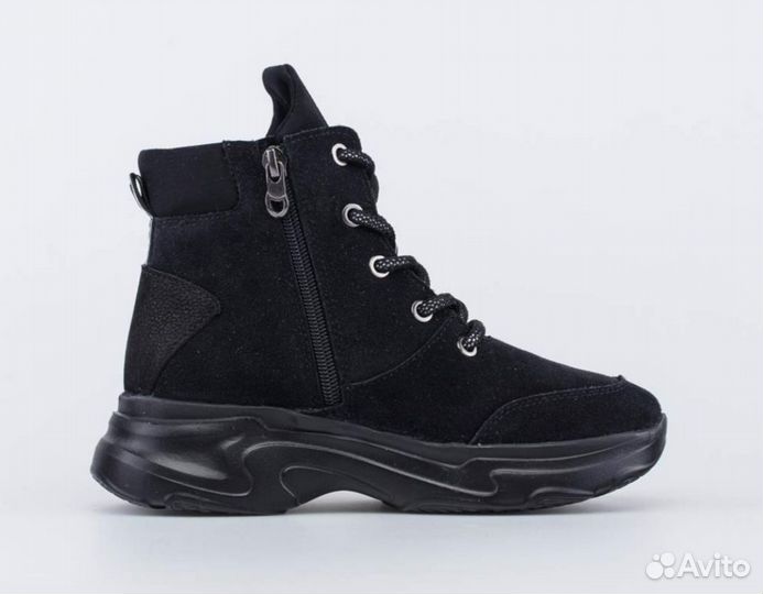 Ботинки на девочку