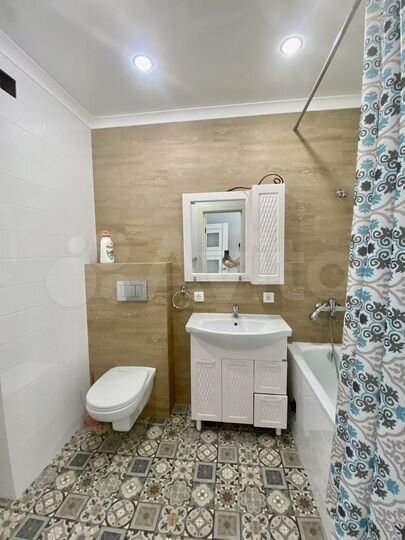 3-к. квартира, 85 м², 3/25 эт.