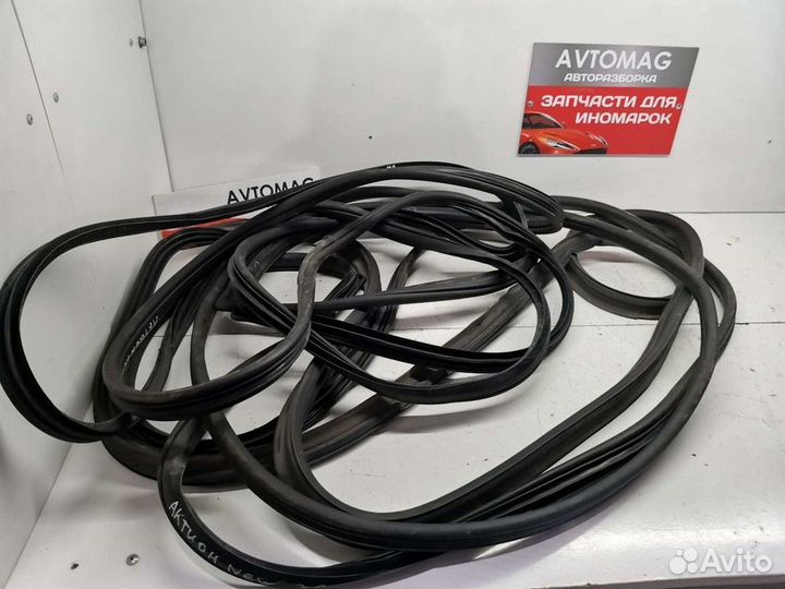 Уплотнитель двери (багажника) (SsangYong Actyon)