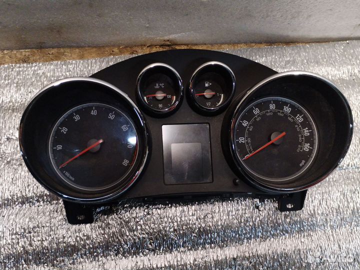Панель приборов Opel astra j