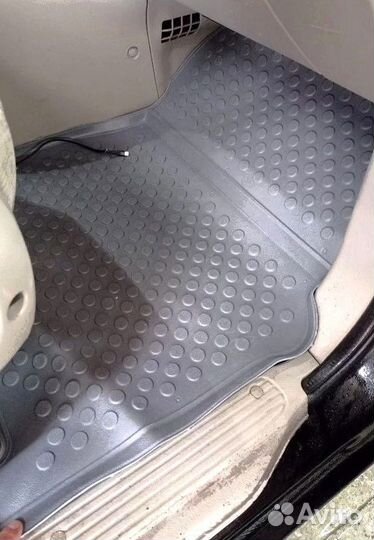 Коврики KIA Carnival 1998-2006