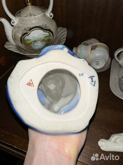 Статуэтка белый медведь фарфор Гжель