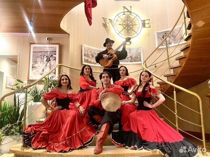 Цыганский ансамбль