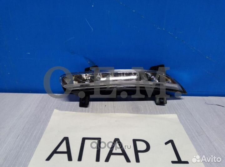 Ходовой огонь левый Renault Fluence 1 2009