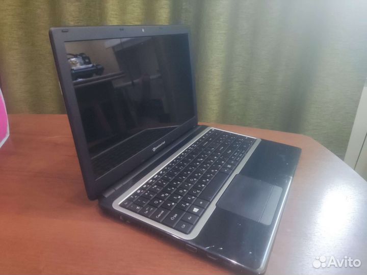 Ноутбук Acer Packard bell