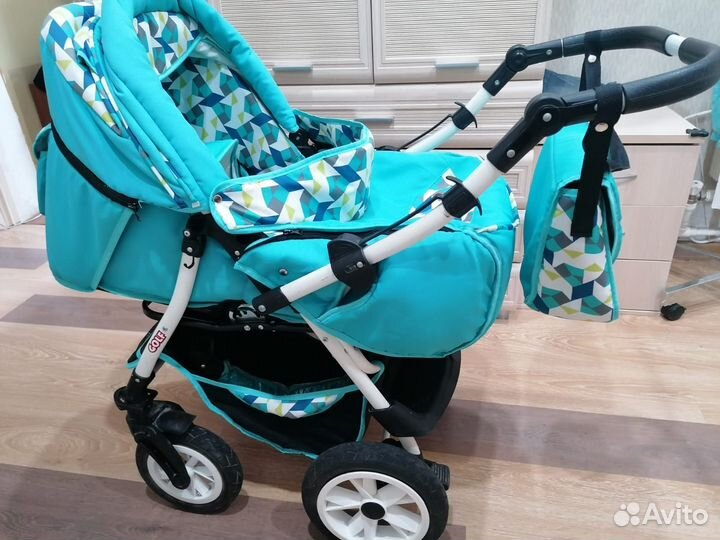 Коляска прогулочная, в хорошем состоянии