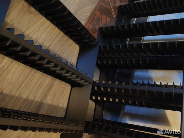 Стойки для аудиокассет