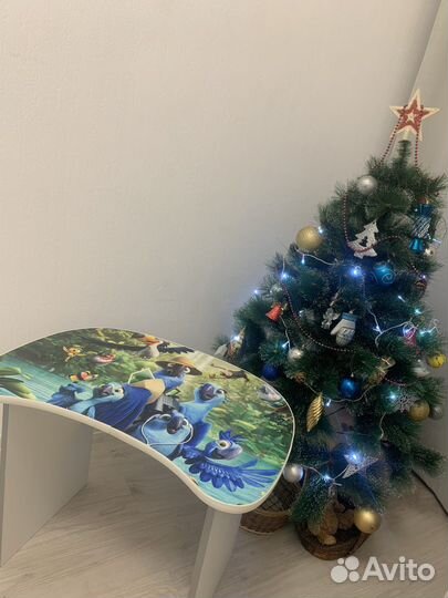 Детский столик