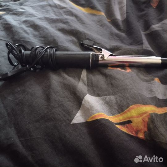 Щипцы для завивки волос