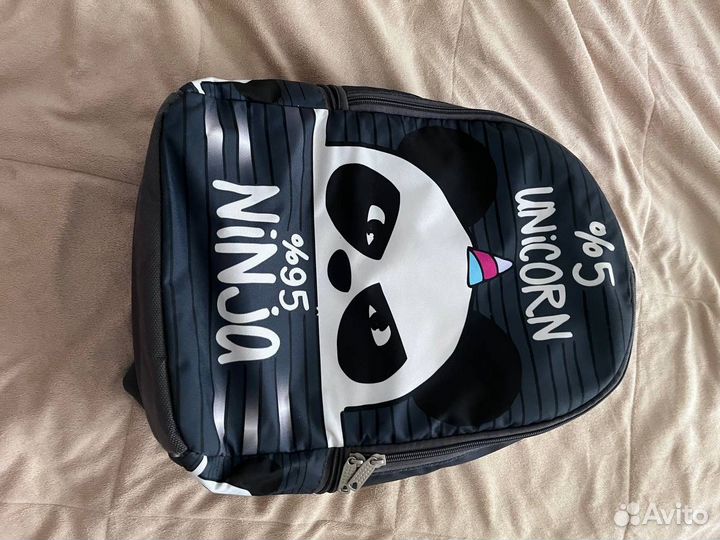 Школьный рюкзак