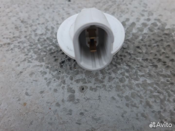 Патрон лампы поворотника для Рено Сандеро 1 покол