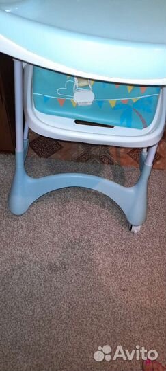 Стульчик для кормления