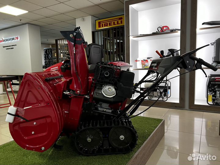 Снегоуборщик Honda HSS 970 AET