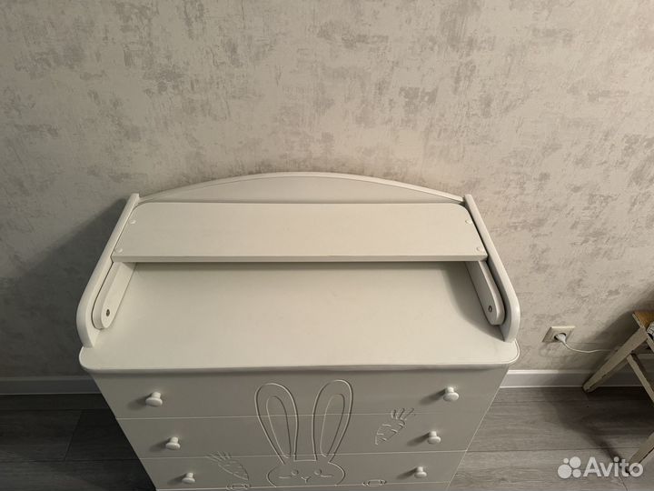 Детский комод с пеленальнфм столиком