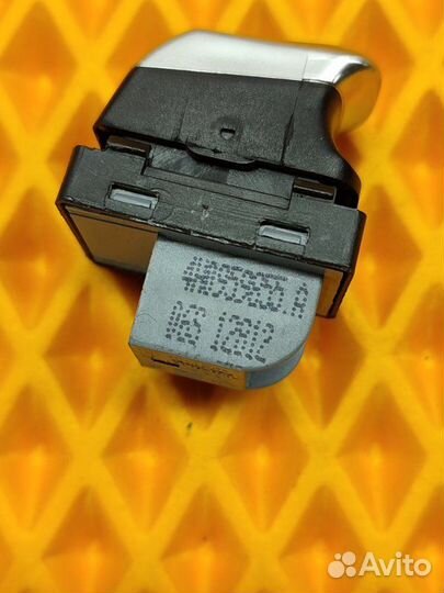 Кнопка стеклоподъемника Audi A6 C7 2.8 2012