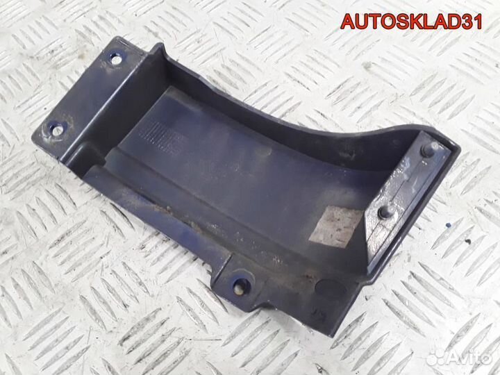 Планка под фонарь левая Opel Zafira A 90580803LH