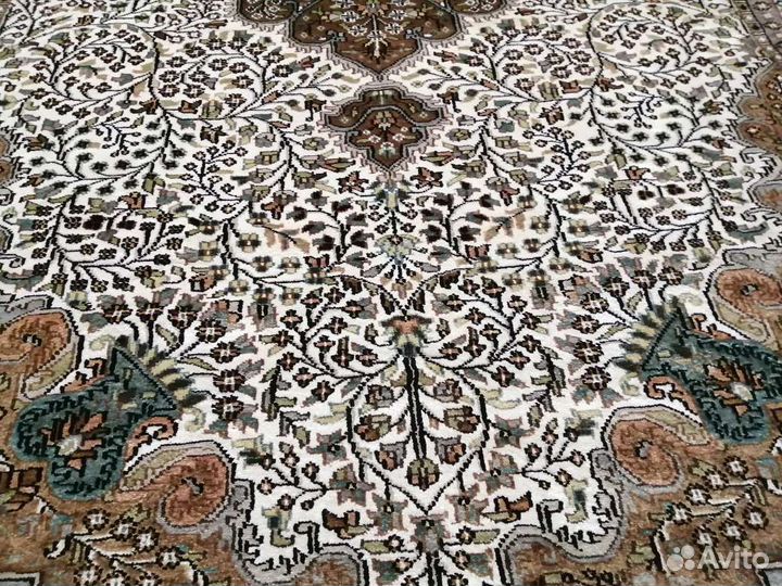 Ковры натуральные шелковые ручной работы 3Х2