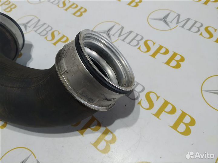 Патрубок интеркулера левый Mercedes C-Class W203