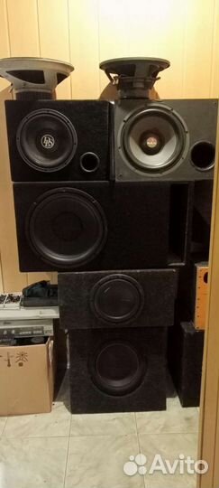 Сабвуфер в автомобиль