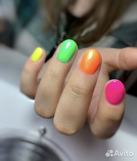 Маникюр / педикюр