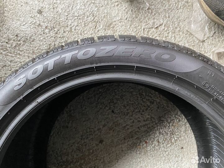 Pirelli Winter Sottozero 240 Serie II 285/35 R20 104V