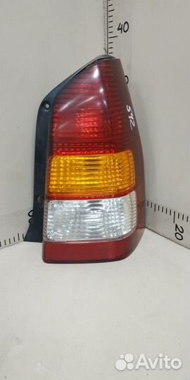 Фонарь задний правый Mazda Tribute