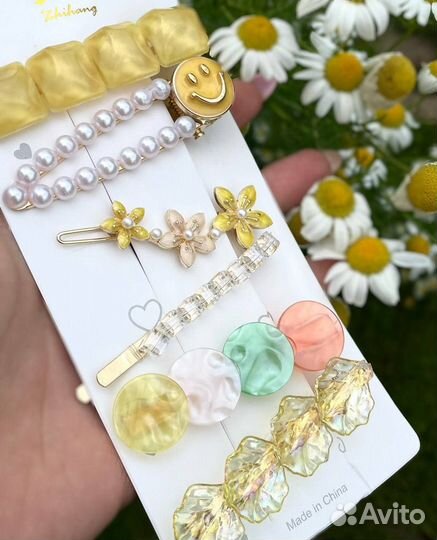 Заколки для волос