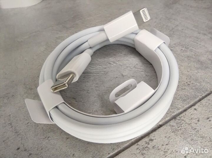 Быстрая зарядка для iPhone 20w + кабель