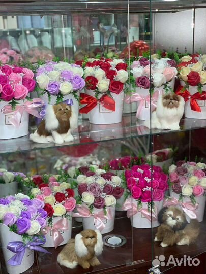 Шикарные букеты к 8 марта в подарок