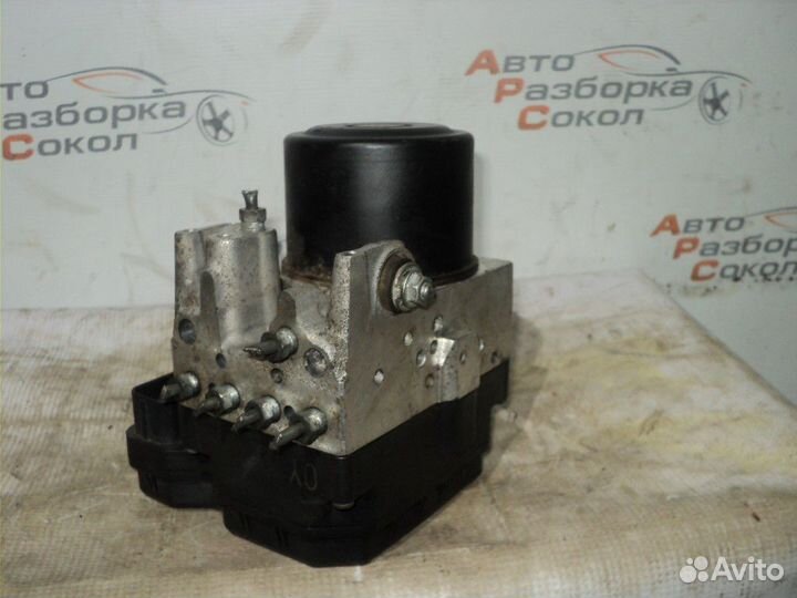 Блок ABS (насос) Toyota RAV 4 2006-2013