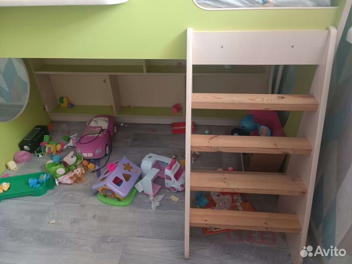 Детская кровать чердак домик
