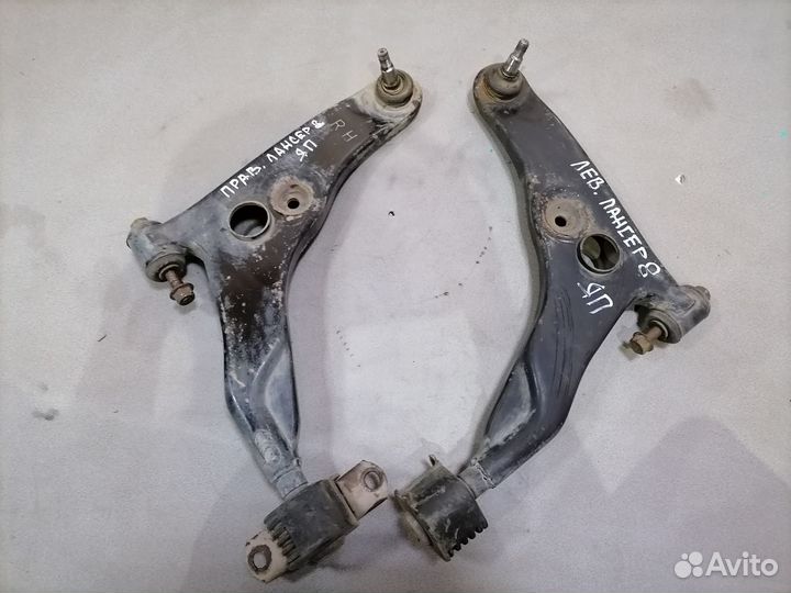 Рычаг передний нижний Mitsubishi Lancer 8 1996-03