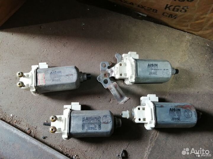 Мотор регулировки сидения Toyota Land Cruiser 100