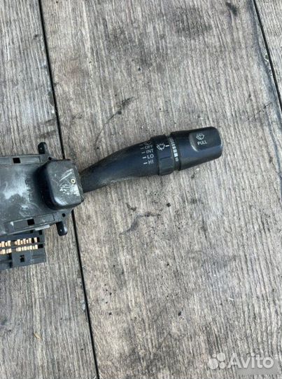 Подрулевой переключатель Kia Cerato 1