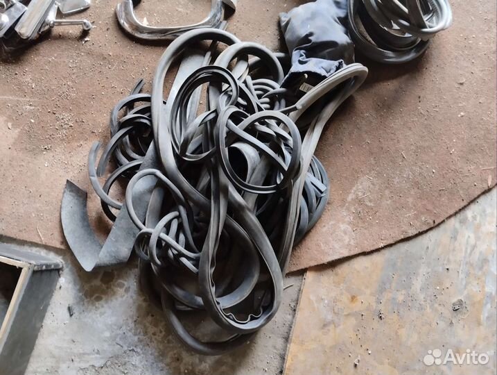 Запчасти на газ 21 волга