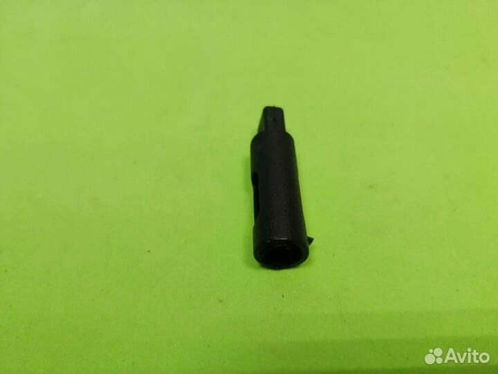 Фиксатор поворотного колеса N 69 на коляску