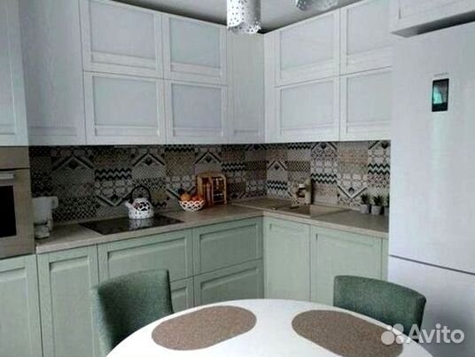 Угловая кухня с мдф фасадами