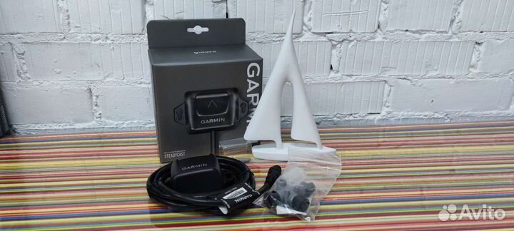 Компас garmin steadycast с кабелем прямого подкл