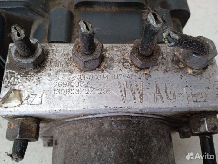 Блок ABS (насос) Volkswagen Polo 2011