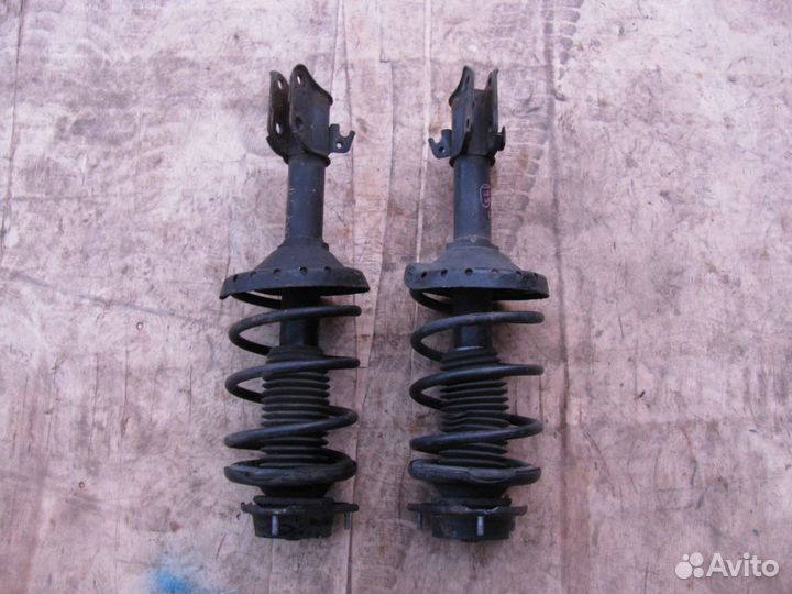 Стойки передние Subaru Forester S10 SF5